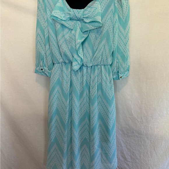 F-130 Takara Teal & White 1/2 Sleeve Hi Lo Lined MIDI Dress Size M - Picture 7 of 15